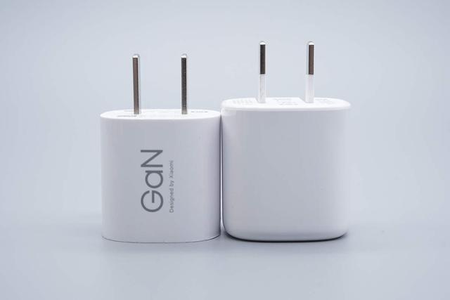 小米新款45W氮化镓小布丁充电器拆解，这些不同点需要注意