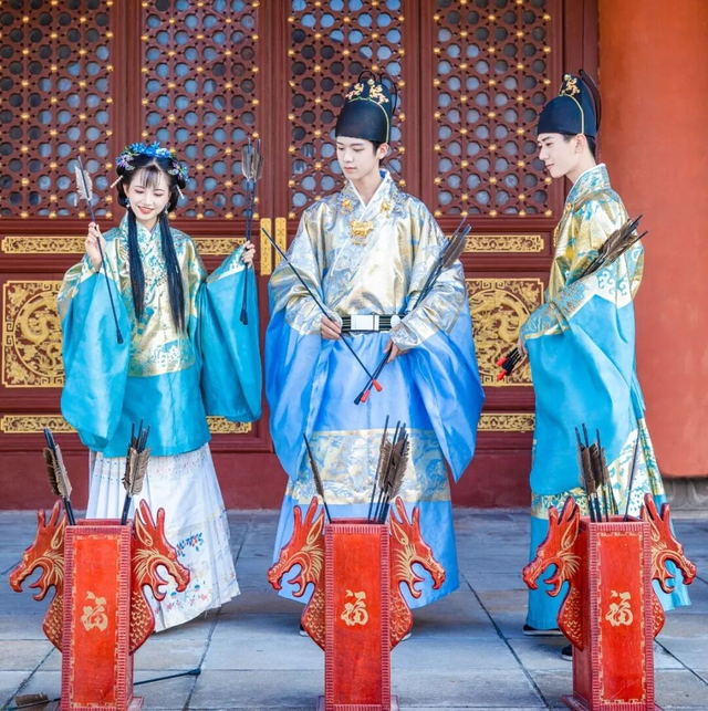古装飙戏、投壶竞技！南海影视城国庆「戏梦副本」开放，免费入园名额速领