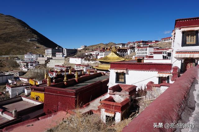 宗喀巴大师亲自建立的格鲁派第一座寺院，格鲁派的祖寺——甘丹寺