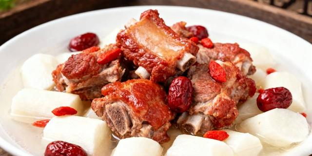 男人想强壮，多吃这3种肉！连续吃一周，精力充沛，干活猛