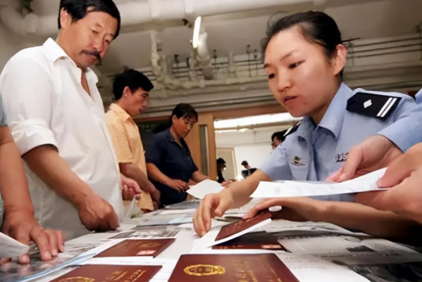 中国有个姓氏，非常罕见，全国只有17人，全都生活在一个小县城