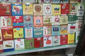 曾经辉煌一时，现在出门都拿不出手的3种烟，却是以前70后的最爱图片