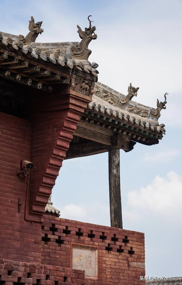 介休东岳庙，藏在小山村的明清古建，献殿斗拱木雕琉璃惊艳时光