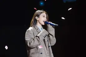 问题艺人又来内地接商演了，他们的屡次得逞，揭开了娱乐圈遮羞布图片