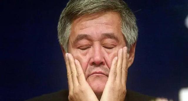 赵本山灵堂、大衣哥跳楼离世，宋佳当“三姐”，这些谣言个个离谱