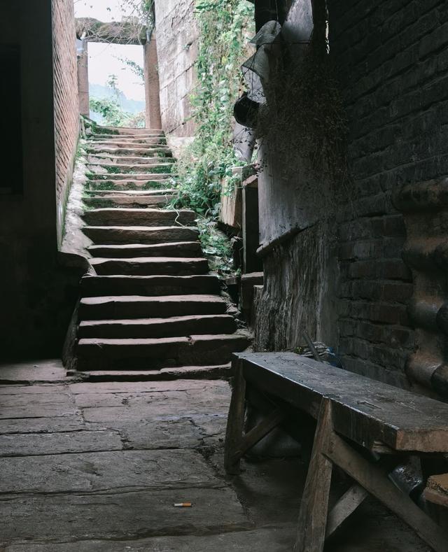 我是北京人，在四川泸州逛了几天，憋不住想讲讲这趟行程的感受。