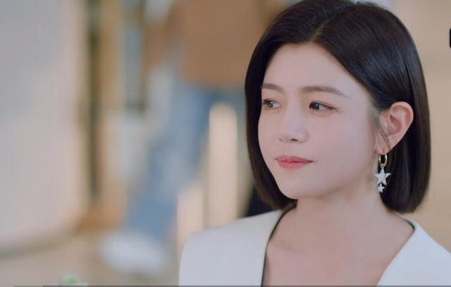 狙击蝴蝶：于荒芜里拾得人间星火