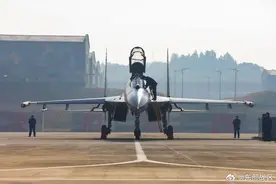 锤炼飞行员胜战能力 直击东部战区练兵备战现场图片
