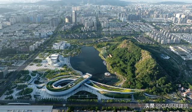 苏州科技馆即将揭幕,一条“飘带”舞动狮子山,约吗?