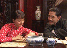吃里扒外！定居美国13年，回国捞金惨遭“驱逐”，52岁活成了笑话