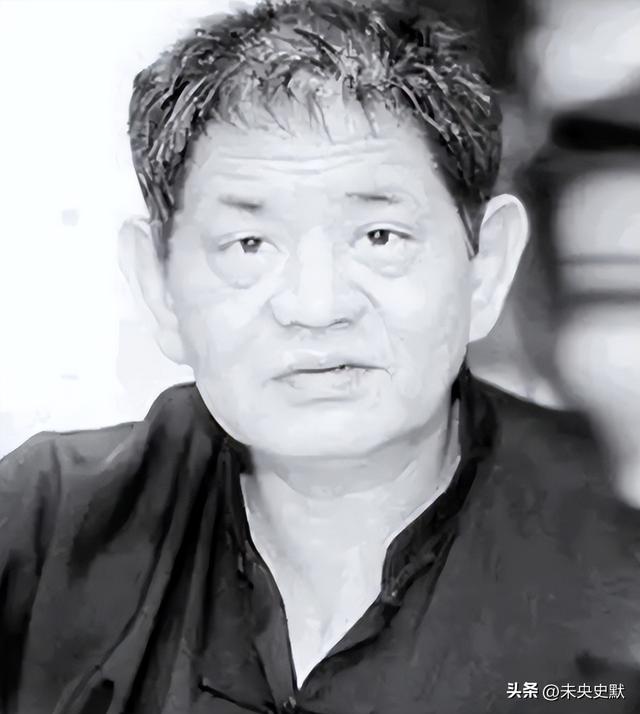 100多位情妇，包养费上亿元，9女同床却落得个凄凉下场	、人财两空