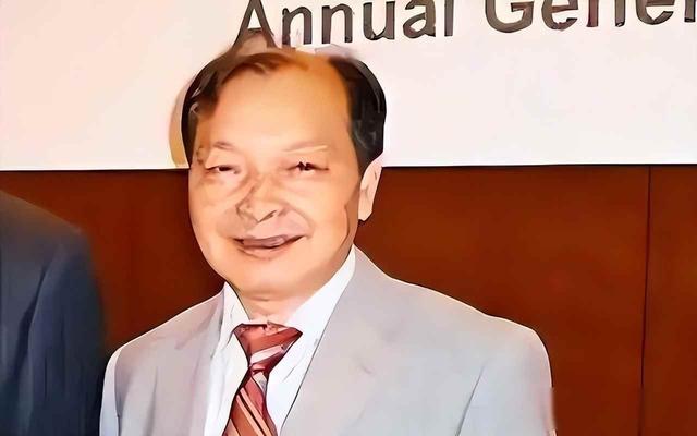 一夜输1亿，一顿饭80万，中国稀土太子爷，父子联手败光百亿家产