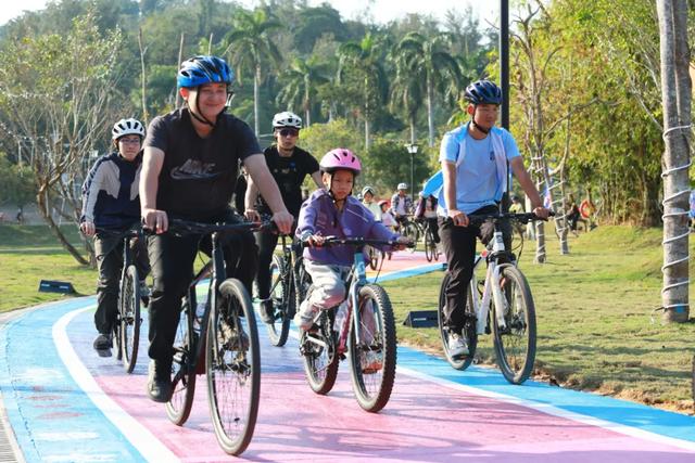 夯爆了！万宁7条春节旅游线路，喊您穿短袖过大年！