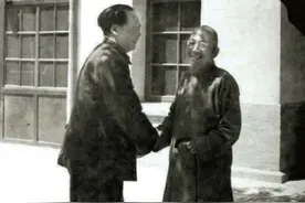 “牢骚太盛防肠断，风物长宜放眼量”您知道这句诗是怎么出现的吗图片