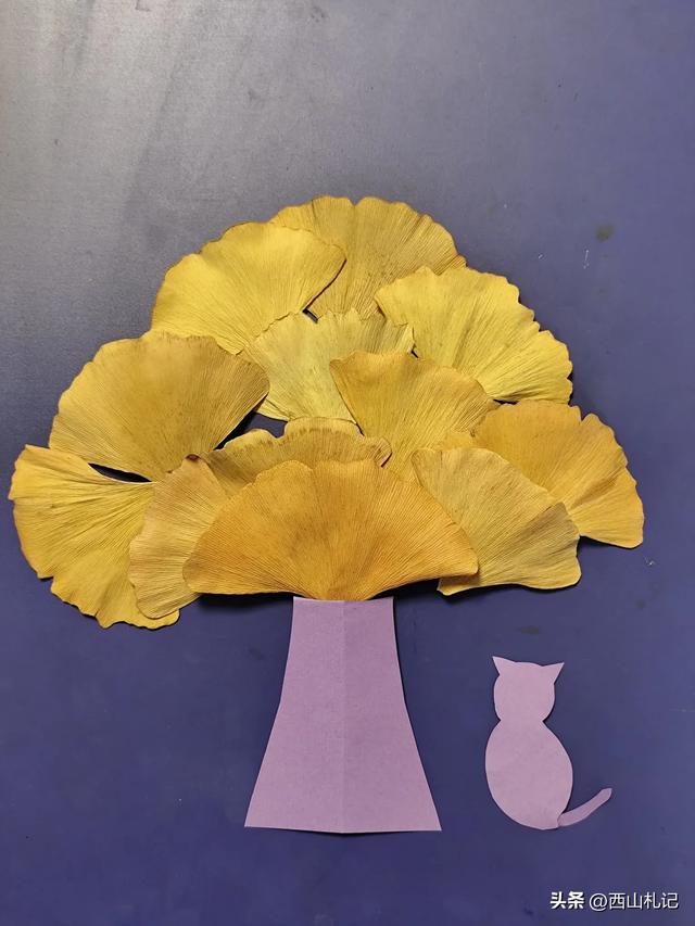 五线小城里的银杏大道，美翻全网的深秋景色原来在这里