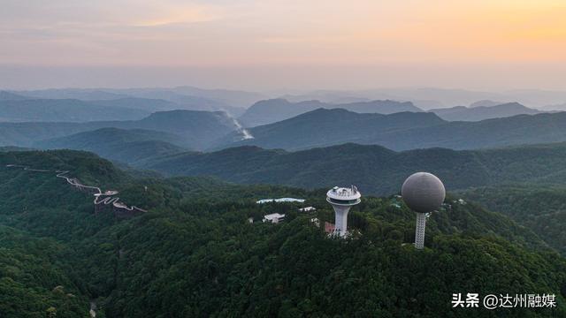 人民日报客户端关注巴山大峡谷创5A：巴山深处的文旅蝶变