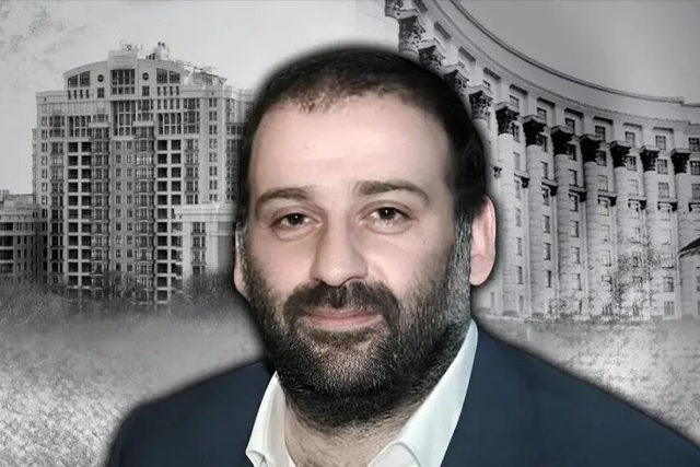 战火中卷走1亿，泽连斯基亲信外逃，乌克兰寒冬再遭重击