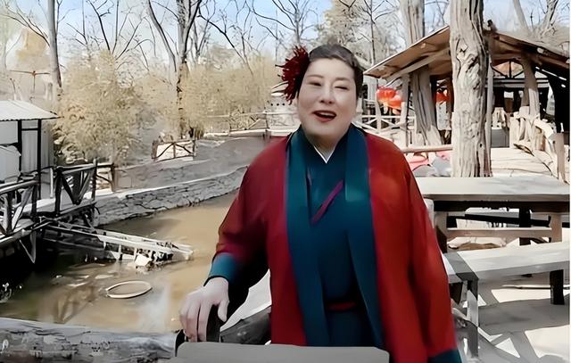 5年倒闭10家热门景区，年轻人穷游住帐篷，文旅地产梦碎一地