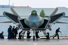 签了！中航电测仅用174亿就收购了成飞，网友：蚂蚁吞大象？图片