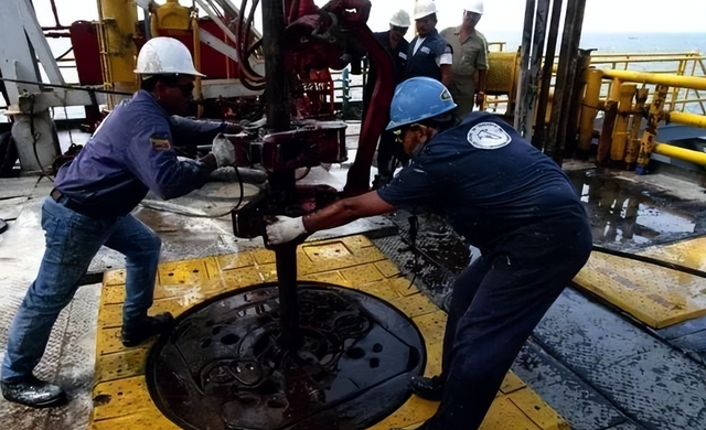 不到24小时，美军不宣而战！近百炸弹被投下	，626次空袭惹恼全球