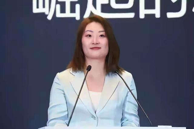 宗馥莉到王思聪,为何企二代陷“接班困局”，他们为何难以接班？