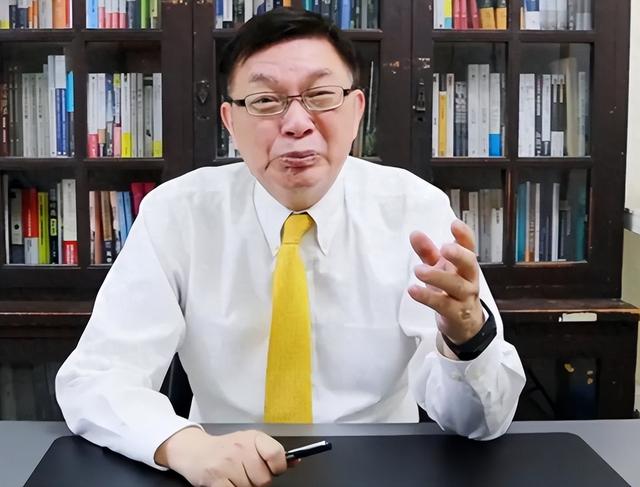 台胞参加九三阅兵，前脚刚落地北京，马上就送给赖清德一句话