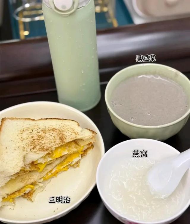 产妇喝花胶煲鸡猪肚 2026年产妇喝花胶煲鸡猪肚汤的功效