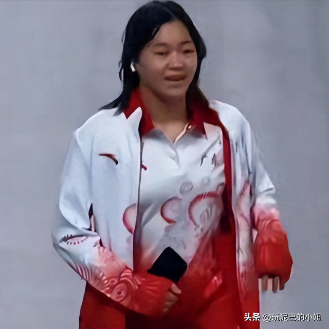 全红婵夺冠才3天，恶心的一幕出现了，人民日报下场为其“撑腰”