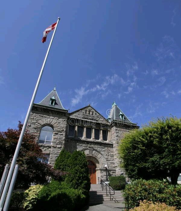 温哥华岛上的最大港口——纳莫奈