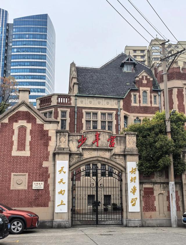 上海这条“低调”的马路，凭啥让全国游客纷纷慕名而来？