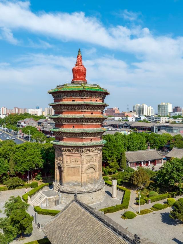 70岁之前，一定要去中国龙脉旺盛的4个城市，你还差几个？