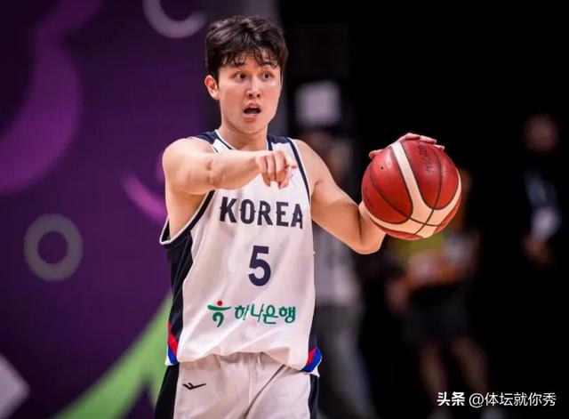 86-97爆冷！郭士强失算了，三分38中22，男篮宿敌来了，防得住吗