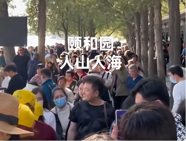 什么快递这么火，非得爸妈们亲自拆？爸妈：拆封权必须到手哈哈哈