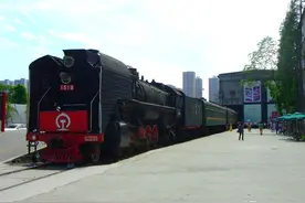 为什么蒸汽机车复出是不可能的事，因为效率实在是低下图片