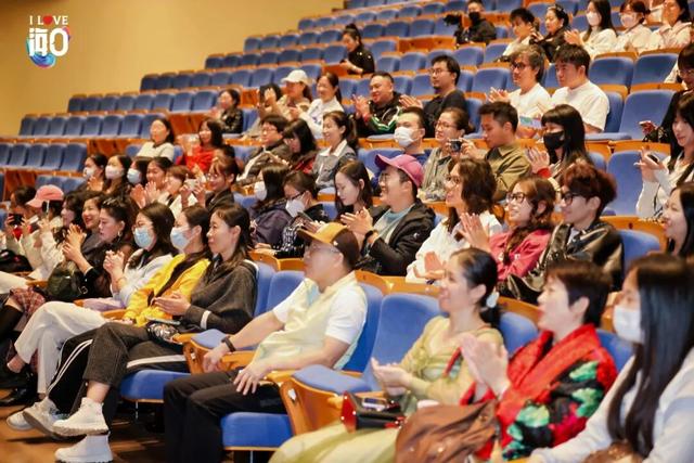 “艺海丝路·雨中共舞”俄罗斯文化表演交流会在海口成功举办