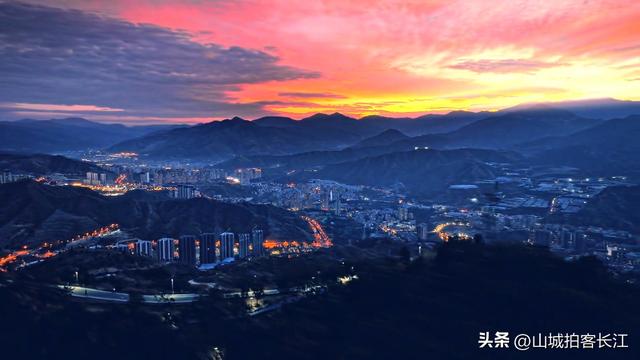 四川“反常”的宝藏城市，被誉为川版小三亚，冬季避寒很实惠？