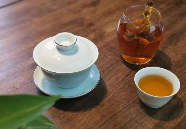 喝茶不能问这几个问题，尤其是最后一个，一问就会被茶商拿捏