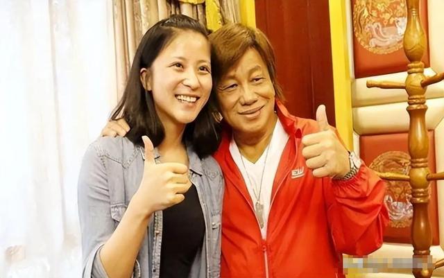 梁小龙被曝离世1天，私生活被扒底朝天	，原来他和杨少华处境一样