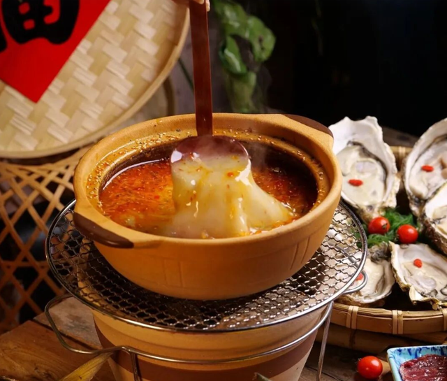 海南封关后不挤了！环岛解锁隐秘奇景，市井美食藏着真滋味