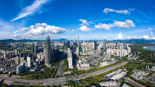 广西又一景区火了被誉为“广西的张家界”这座23℃仙山终于藏不住