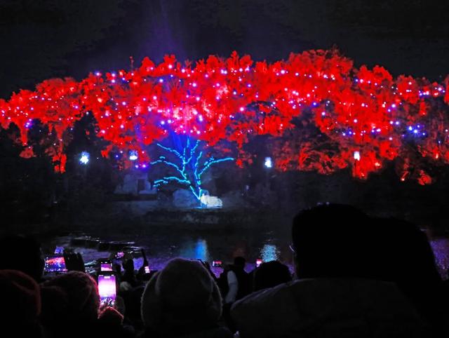 贵州：畅游安顺风光，感受黔中民俗！