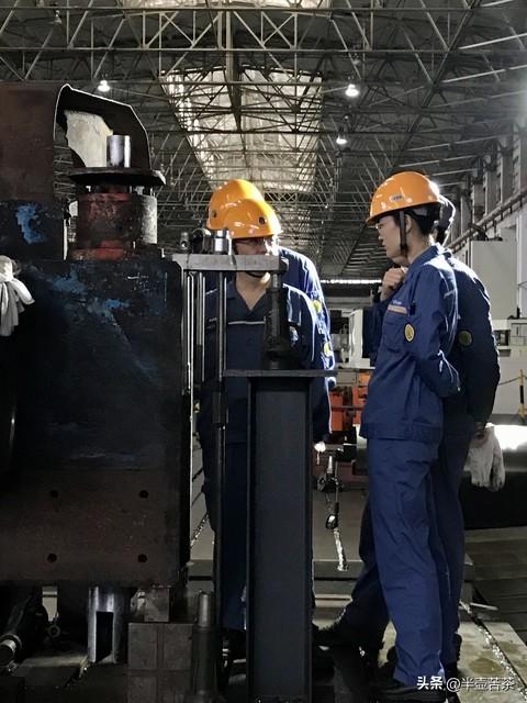 公路施工中，哪些设备是特种设备？