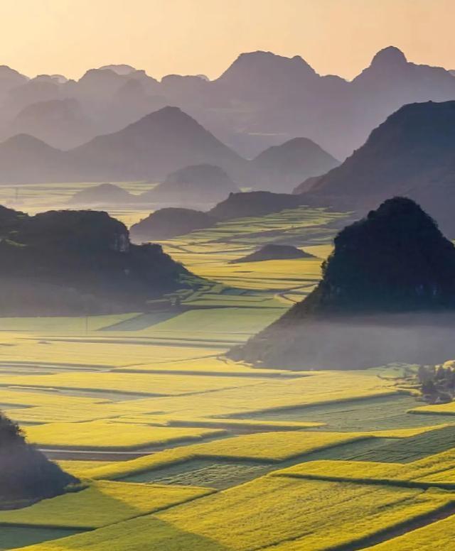 重磅揭秘！中国最美五大峰林，张家界仅排第2，你最钟情哪一座？