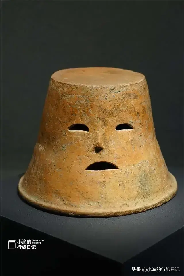 第一次逛博物馆被吓到！7000年前少女，遭百人残害，历史真相为何