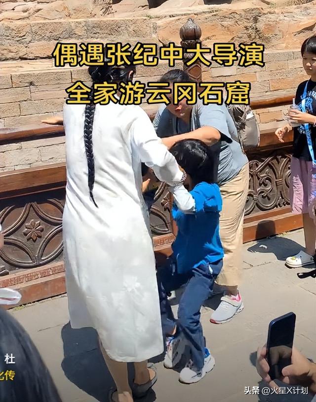 一个贪财一个好色？老夫少妻的“残酷”在74岁的张纪中身上应验了