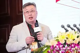 收受200000000元回扣的王院长，还有活着的必要吗？图片