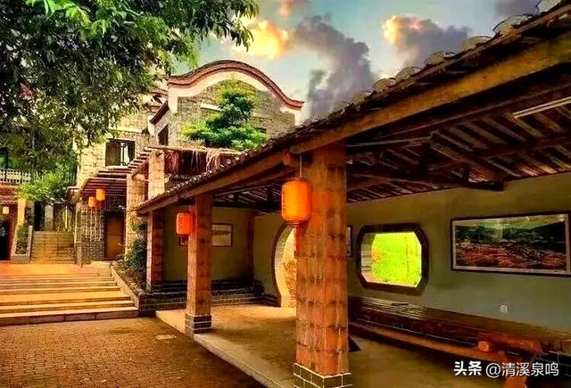 半坡寻幽，客栈栖心——秋访九福兰园
