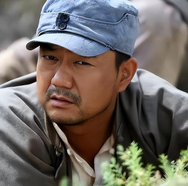 董勇现状：和二婚老婆住北京豪宅	，57岁真显老，与女儿同框像爷孙