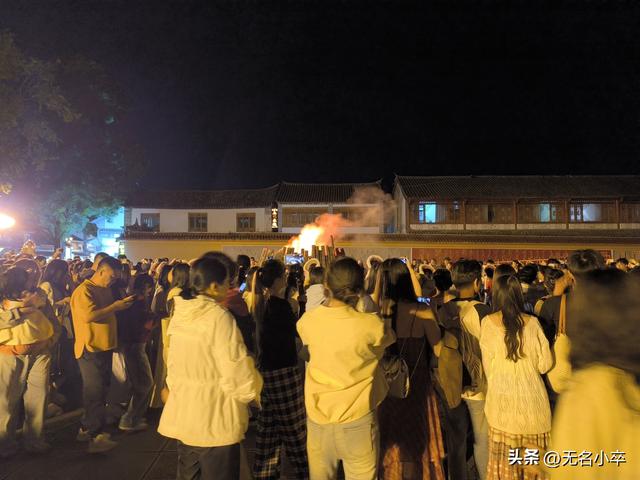 云南“乱”得很！但这种“群魔乱舞”，我劝你千万别错过