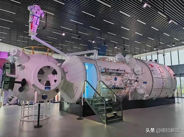美论坛：一旦中国禁止美国加入中国空间站，美国是否有权将其击落